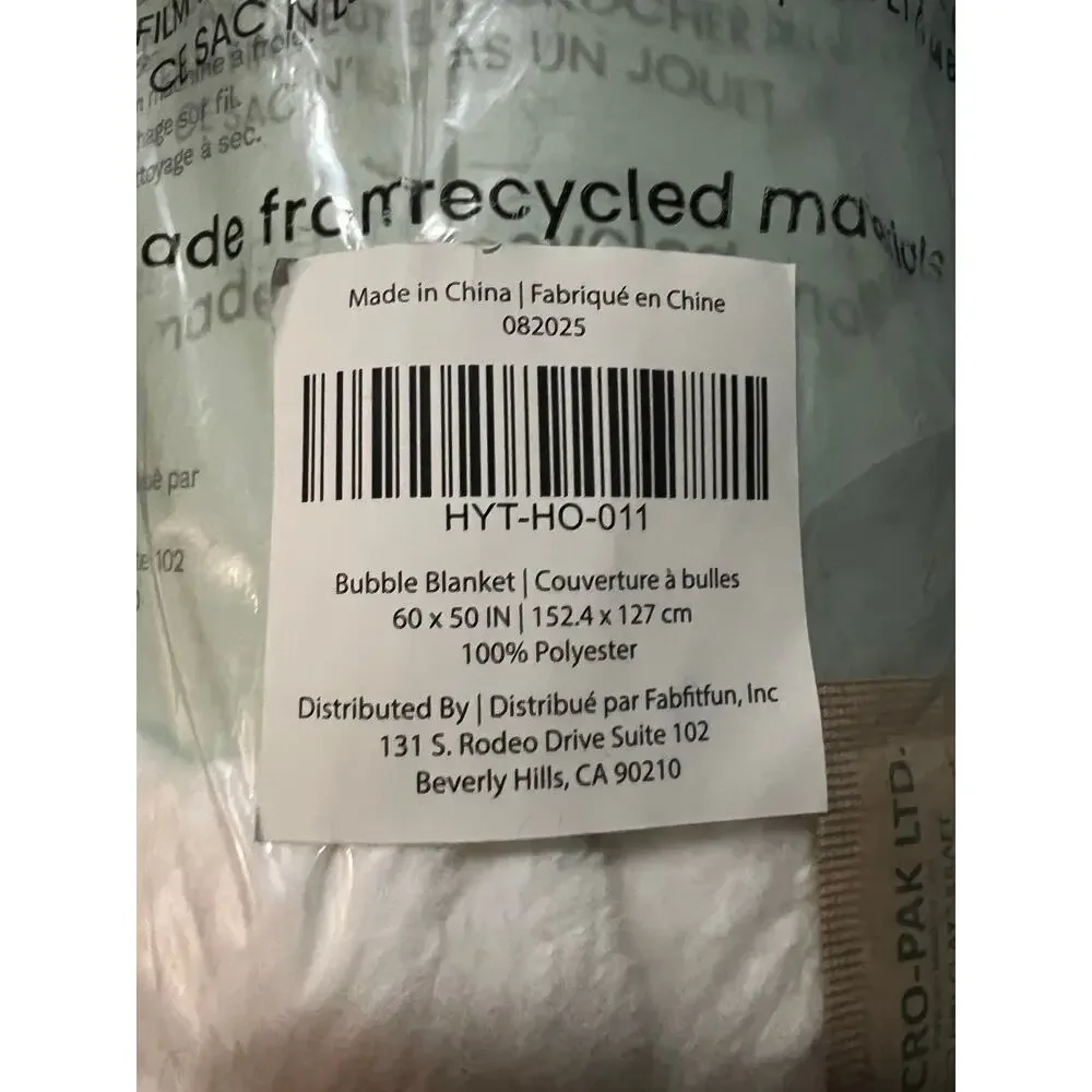 Hythe Bubble Blanket 60x50 White Plush Throw FabFitFun Cozy Warm NWT Soft Gift